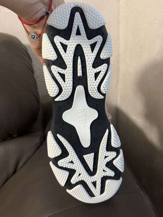 Сникърси RED VALENTINO - номер 41