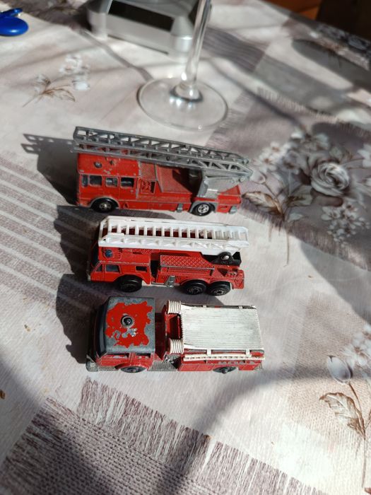 Пожарни Мачбокс три броя