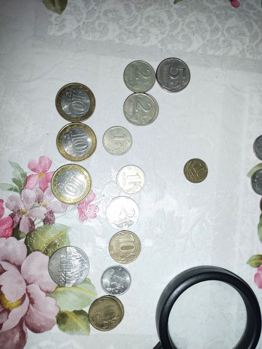 Срочно коллекция монет своя