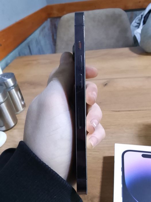 Айфон 14 про продам