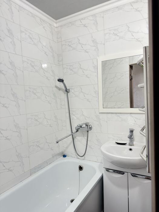 Продам 4 комнатную квартиру