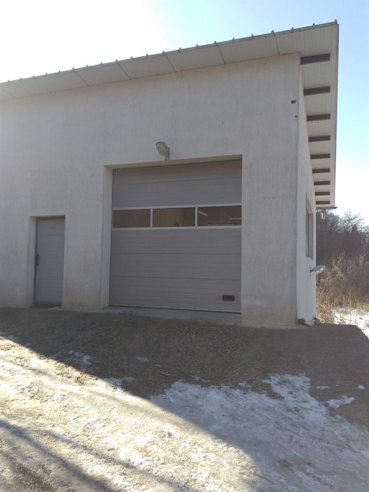 Дава се под наем Промишлена сграда в Троян - 90 кв.м за 280.5 € - Снимка #1