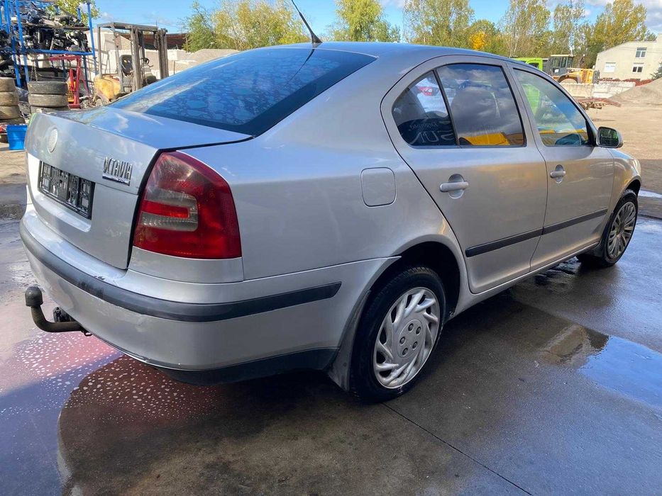 dezmembrez skoda octavia 2 cod motor BJB/haion octavia 2/usa octavia 2