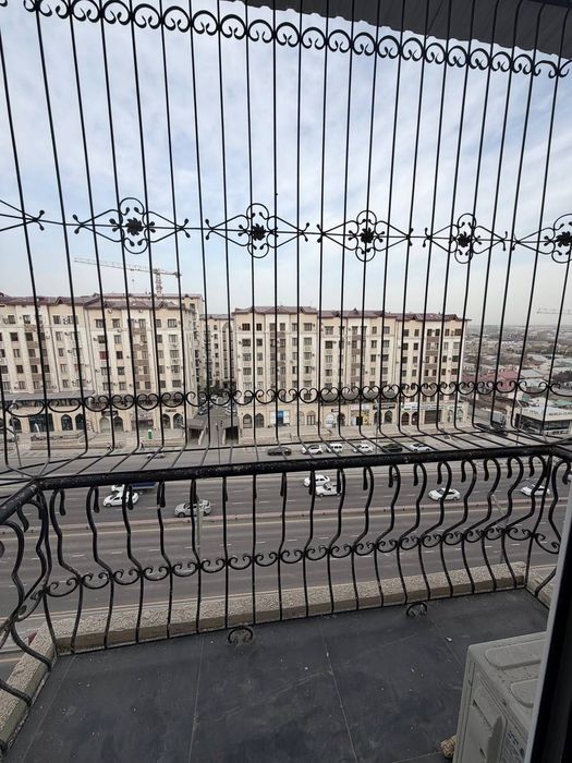 3/8/9 Паркентский новостройка  с кадастром 82 кв