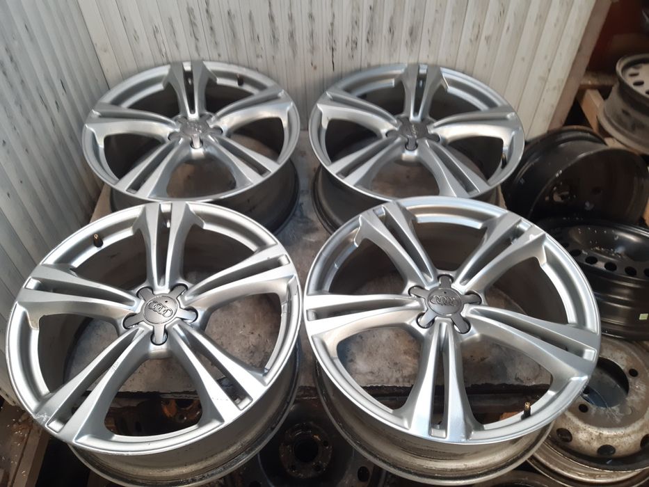 Set jante R20 Audi originale 8..5j ×20  et 45   5×112