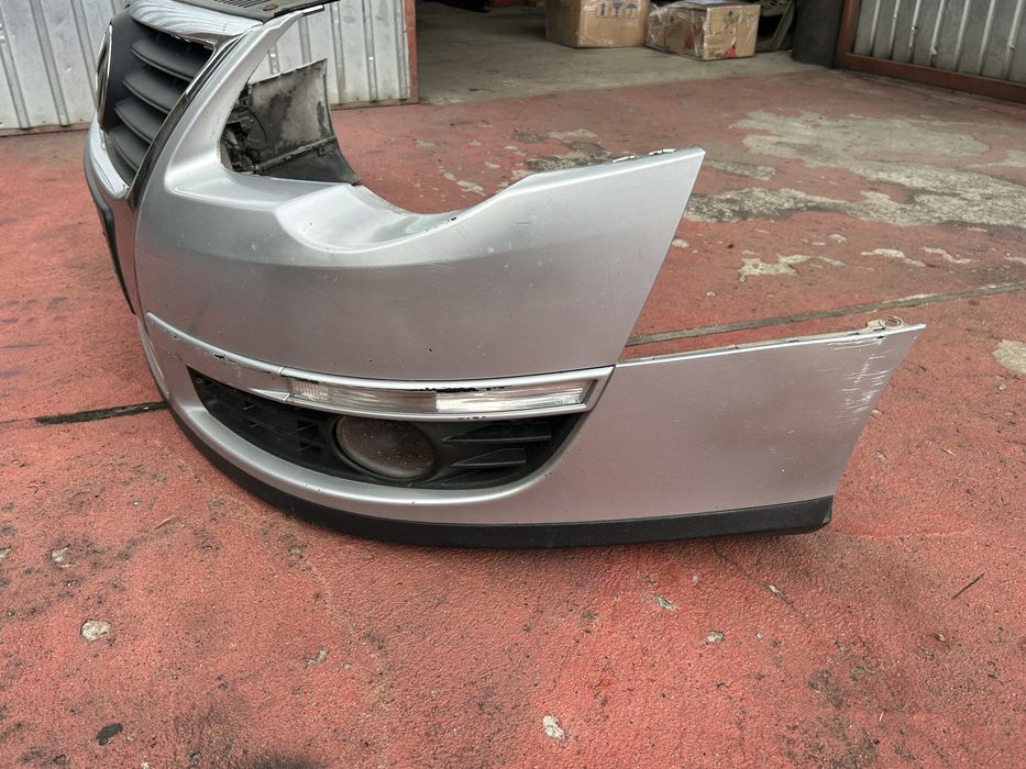 Bara fata vw passat b6 cod culoare LA7W
