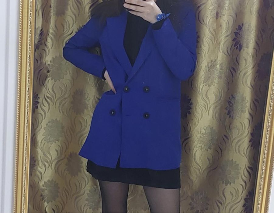 Продам пиджаки. 44 размер.