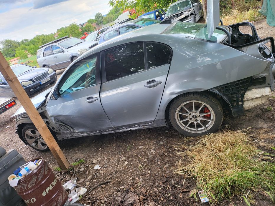 Бмв е60 520 д 163к.с НА ЧАСТИ