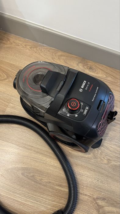 Пылесос bosch 4 серия 2000w