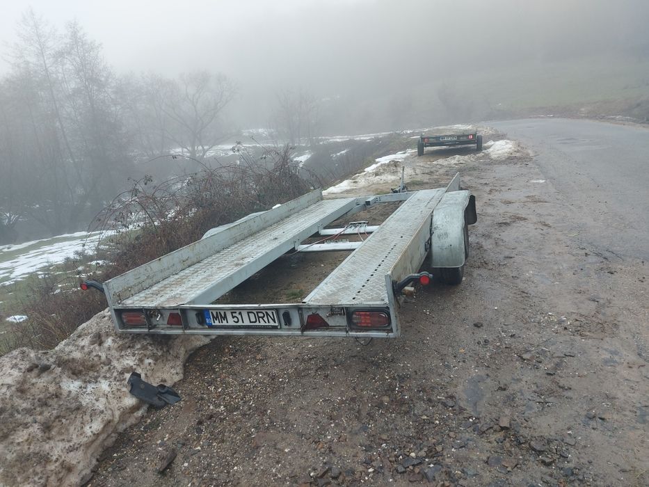 Trailer assemis 2 tone