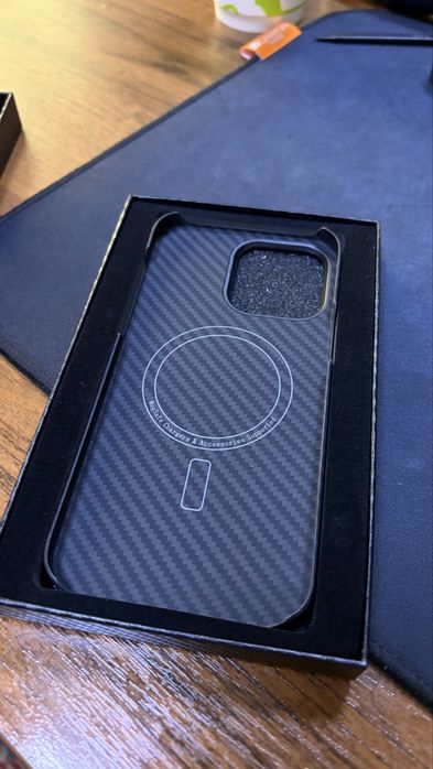 Карбоновый чехол iphone 14 pro max