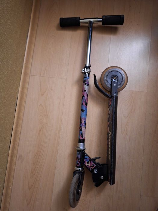 Детско камионче, тротинетка