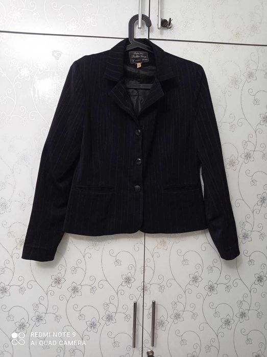 Продаются женские вещи