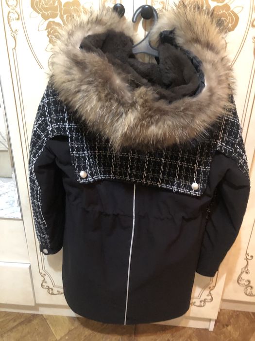 продам парку 42-48 размер