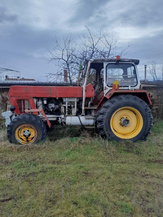 Трактор Fortschritt