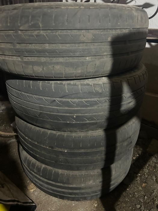 Продам летние резину. R15