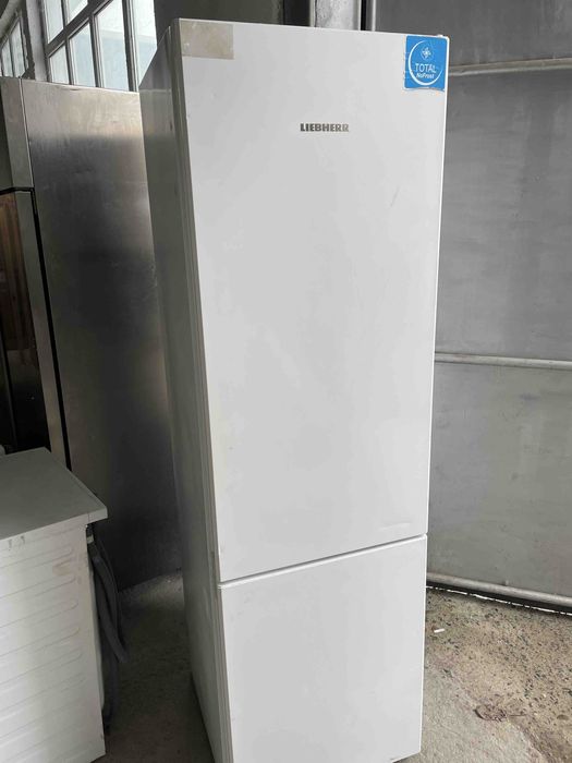 Хладилник с фризер Libherr