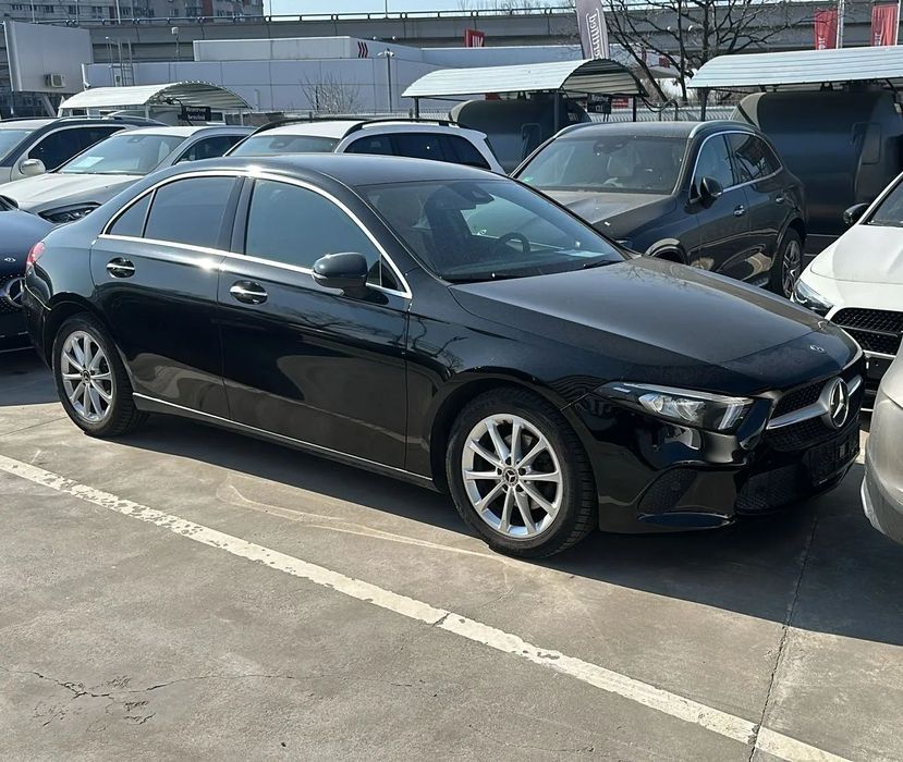 Mercedes-Benz A 180 Mercedes-Benz A 180 Sedan