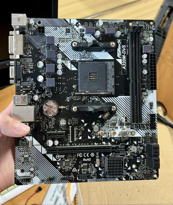 Материнская плата ASRock A320M-DVS R4.0 Socket AM4 (Б/У)