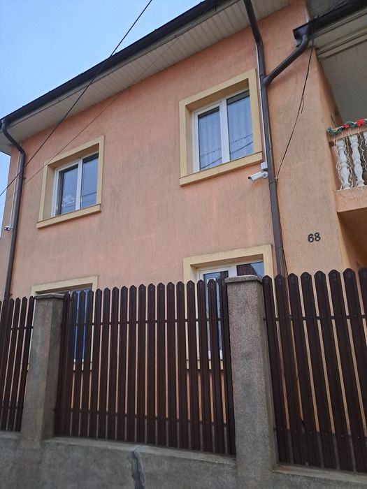 Vand sau schimb vila P+1