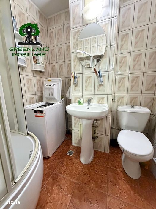 Apartament 2 camere, DECOMANDAT, etaj 2/4, bloc 1982, Galata