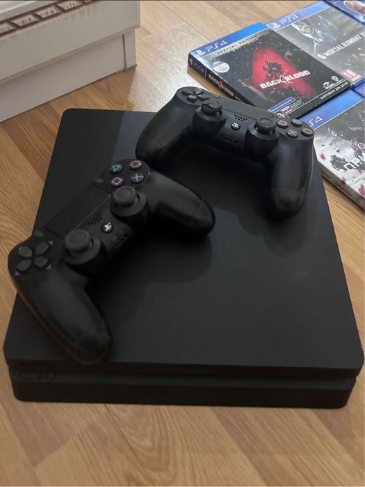 Play Station 4 Black