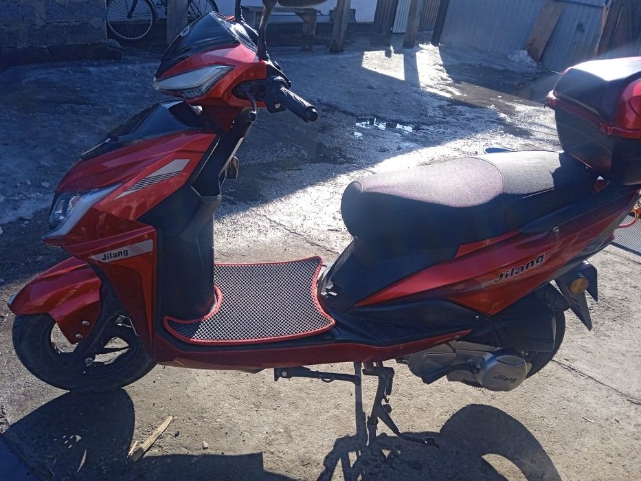 Продаётся скутерJilangM12