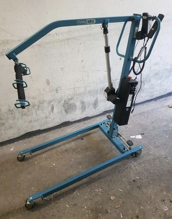 Lift/macara pt pacienți, persoane bolnave cu dizabilități , AkS