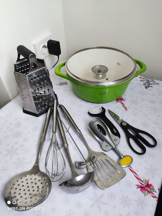 Кухонные принадлежности