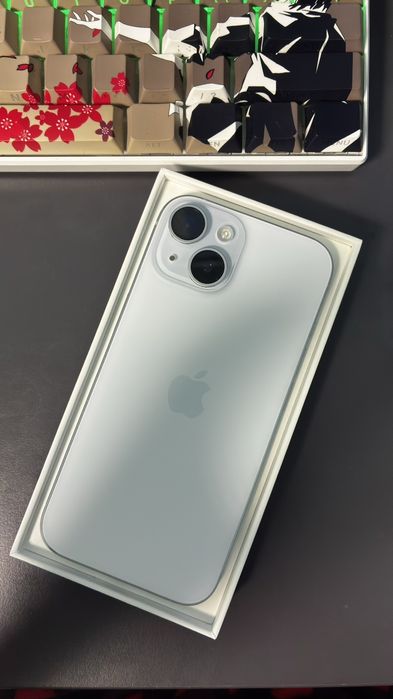 APPLE Iphone 15,