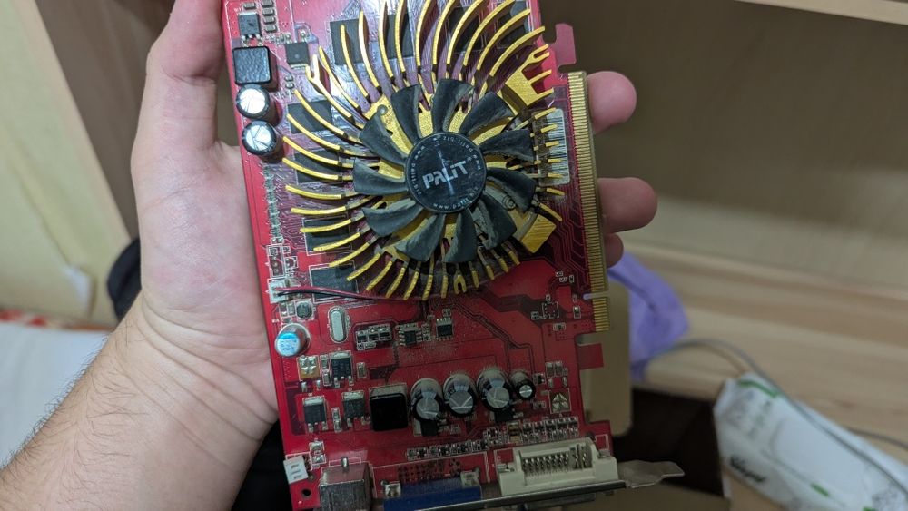 Видеокарта 9500 GT 1024 Mb