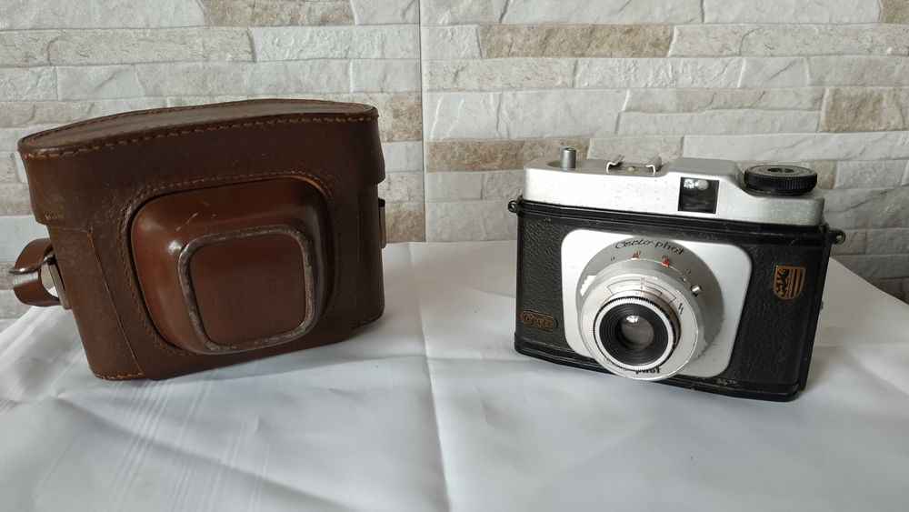 Стар механичен фотоапарат с калъф -  Certo-Phot - Антика - 1958г.