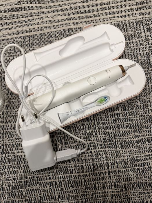 Нова електрическа четка за зъби Philips