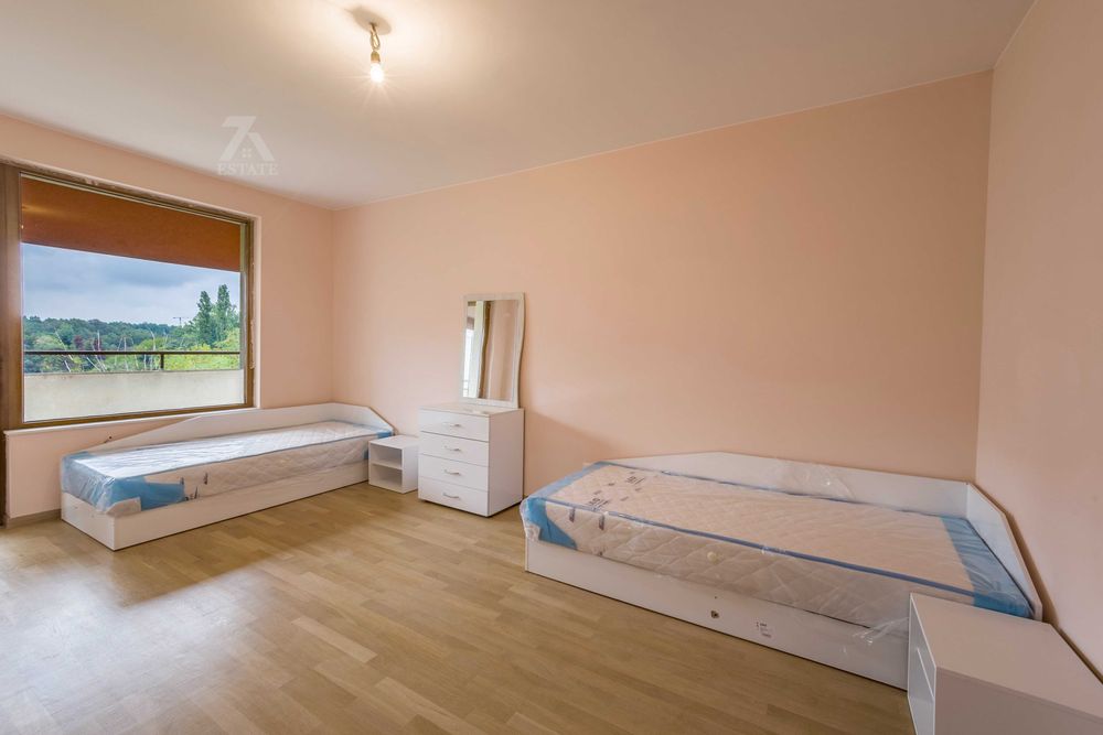 Дава се под наем Тристаен апартамент в София, Витоша - 140 кв.м за 1050 € - Снимка #5