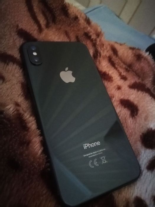 Айфон X в идеальном состоянии