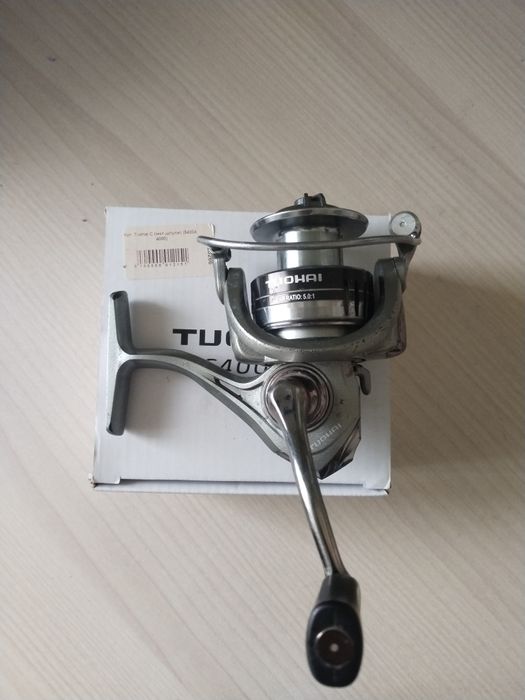 Катушка Tuohai 4000 размера