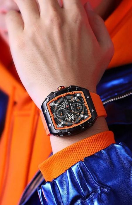 Чисто нови стилни официални часовници