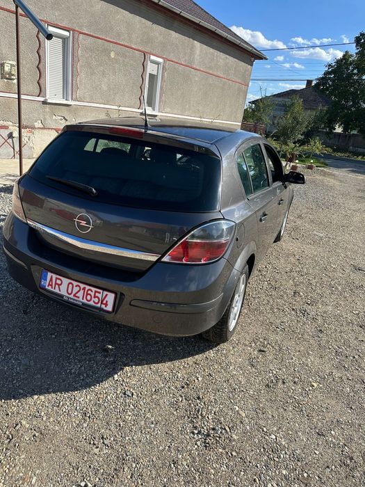 Opel Astra H.