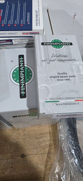 Set motor tractor fiat 312 312R fiat 411.415 import Italia original cu