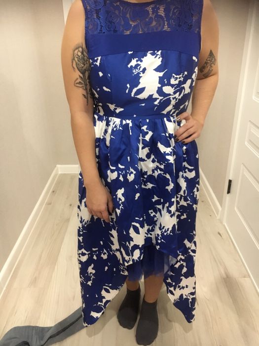 Срочно продам красивое платье