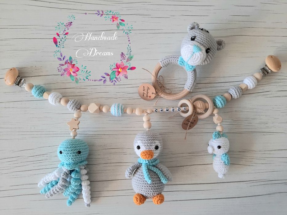 Бебешки играчки за количка