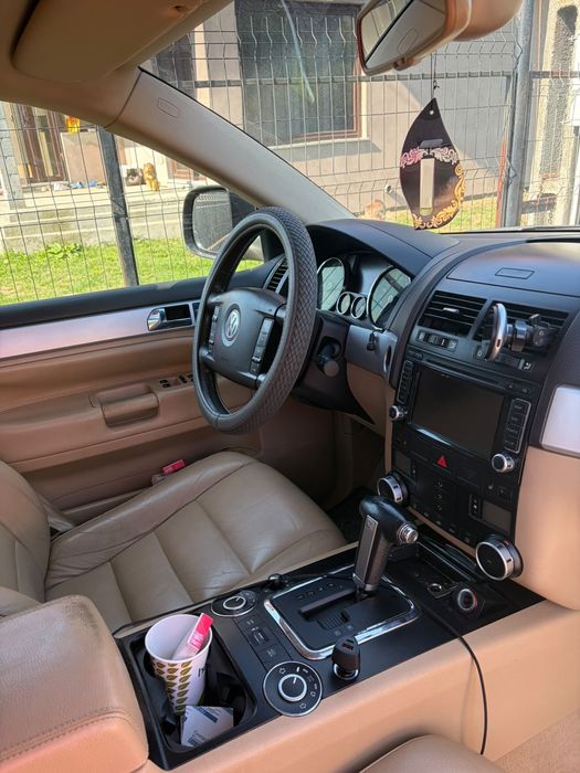 Vand sau schimb touareg 3.0 BKS