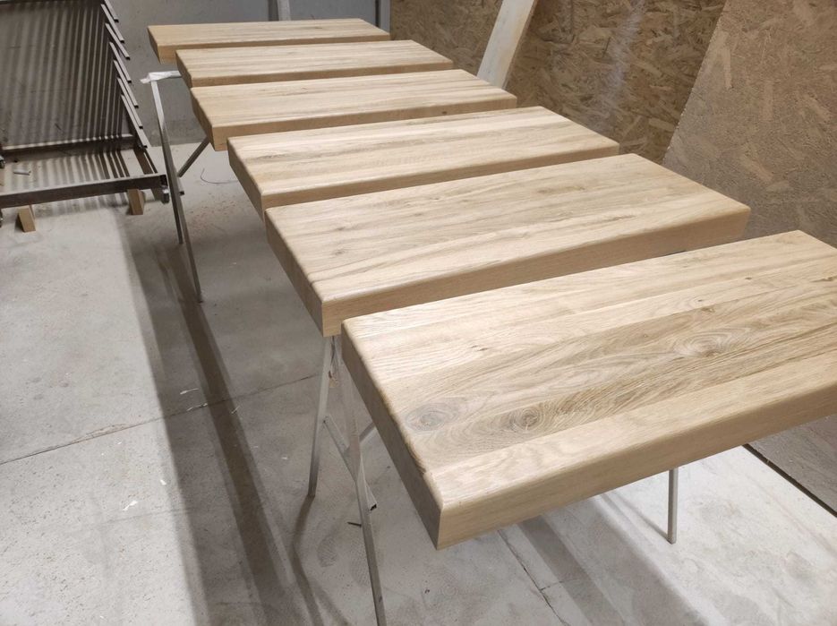 Trepte, contratrepte, balustrade lemn masiv