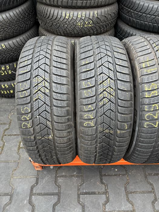 Anvelope Iarna 225/55/17 Pirelli SottoZero 3 RFT 225 55 17 R17