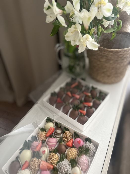 Клубника в шоколаде Алматы