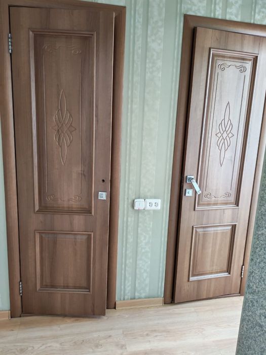 Продам деревянные двери