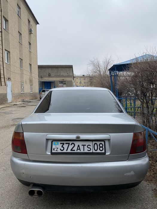 Ауди А4 Автомат Газ бензин