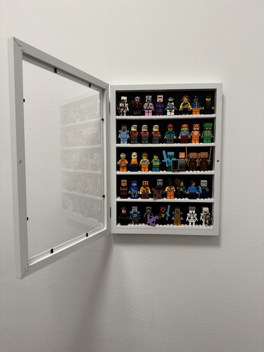 Casuță pentru omuleții lego