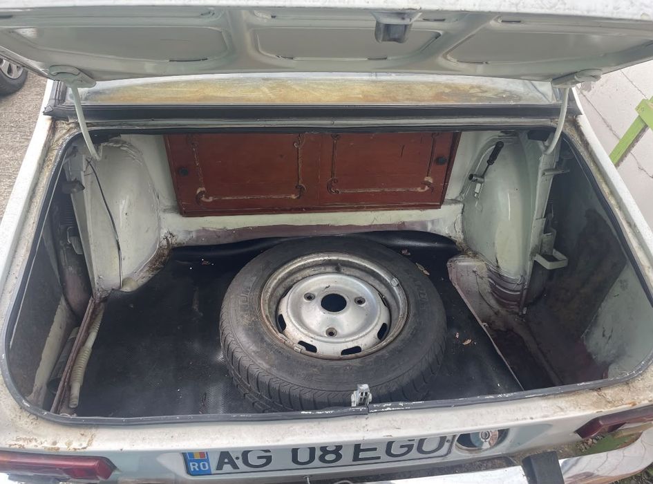 Dacia 1300 an 1982