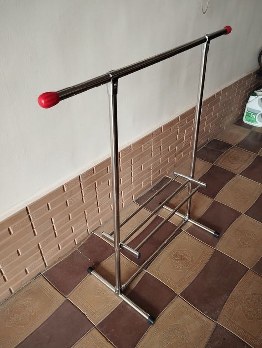 Вешалка напольная из нержавеющей стали